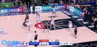 延续火热！林葳冲击篮筐频频得手独得6分 还穿针引线送出3次助攻